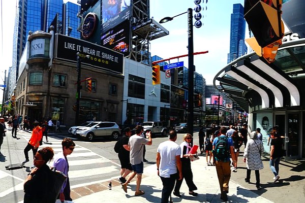 Yonge-Dundas Square