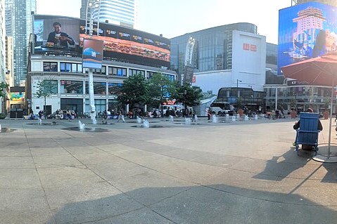 Yonge-Dundas Square