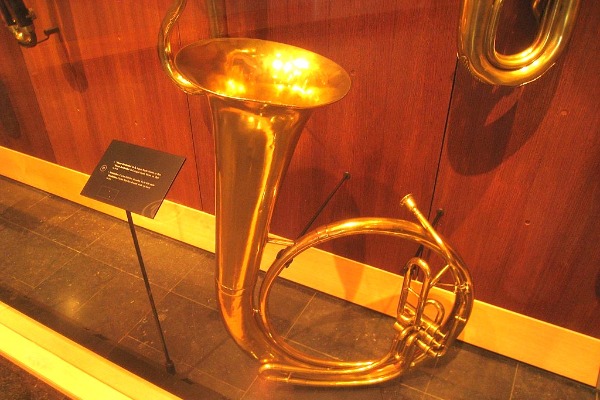 Musical Instruments Museum (MIM)