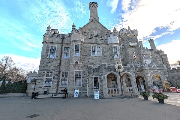 Casa Loma