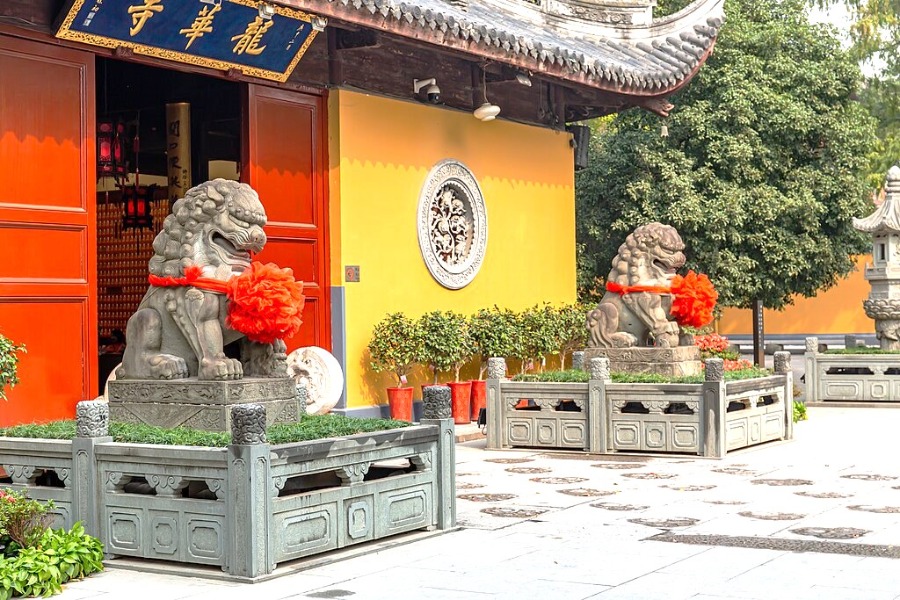 Longhua Temple