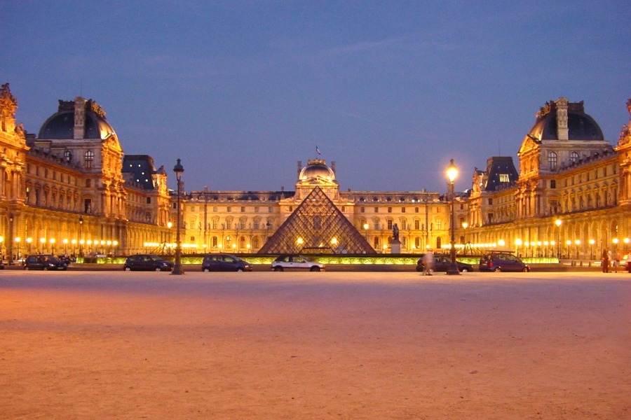 Louvre Museum