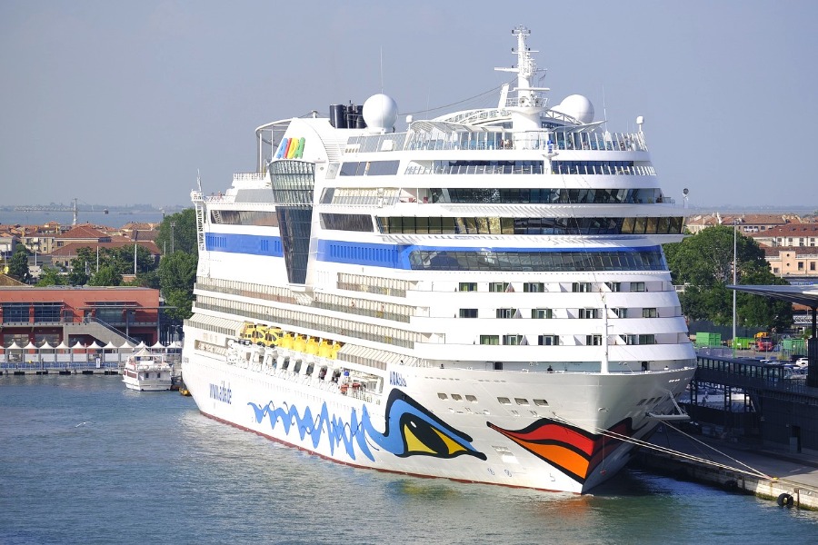 Oceankaj cruise terminals