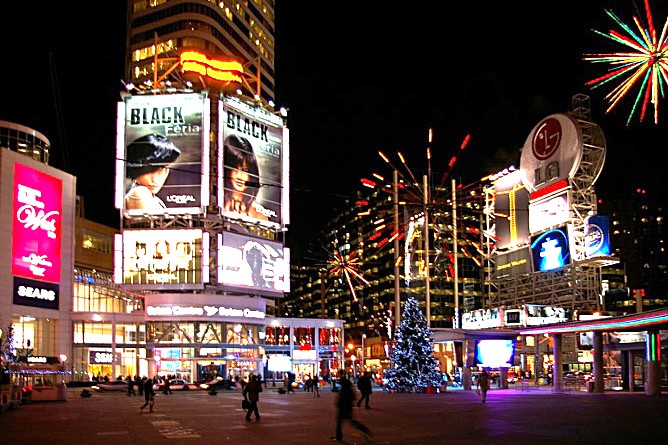 Yonge-Dundas Square